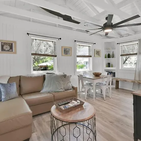 Waterfront Guest Studio Bungalow Cottage Retreat